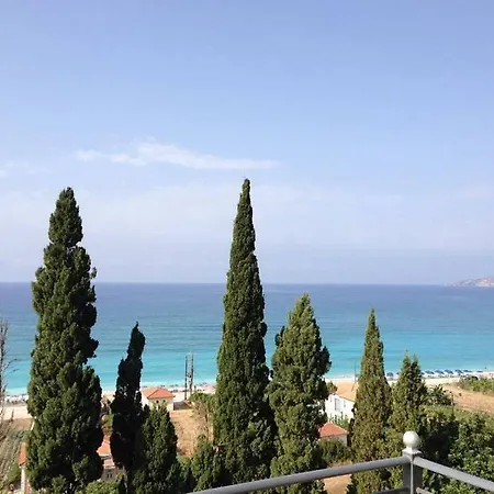 Milos Lourdata (Kefalonia)